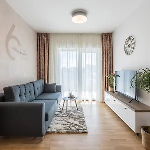6 Islands - & Business - Free Garage Parking Apartamento Split